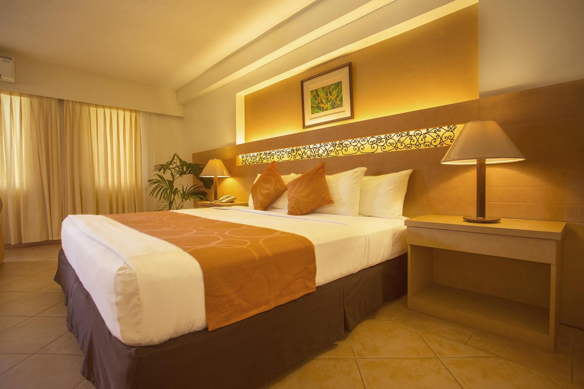 Montebello Hotel