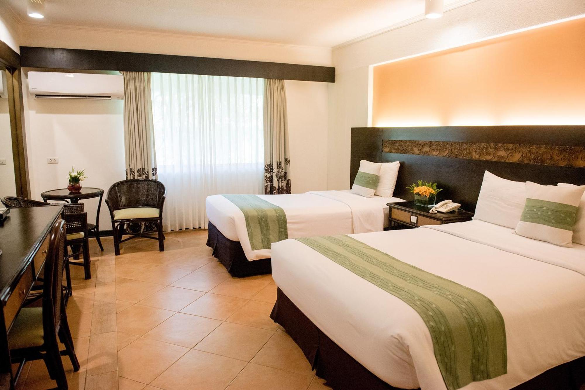 Montebello 4*